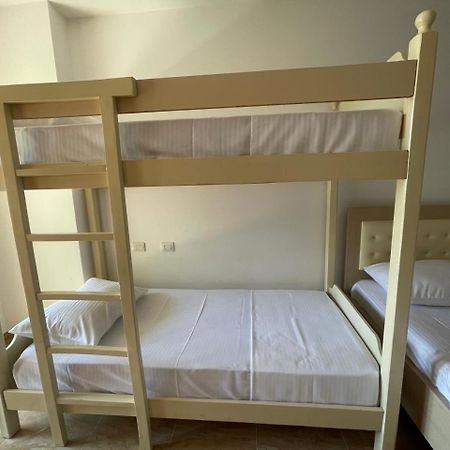 Low Cost Banesa Kosovare Shëngjin エクステリア 写真